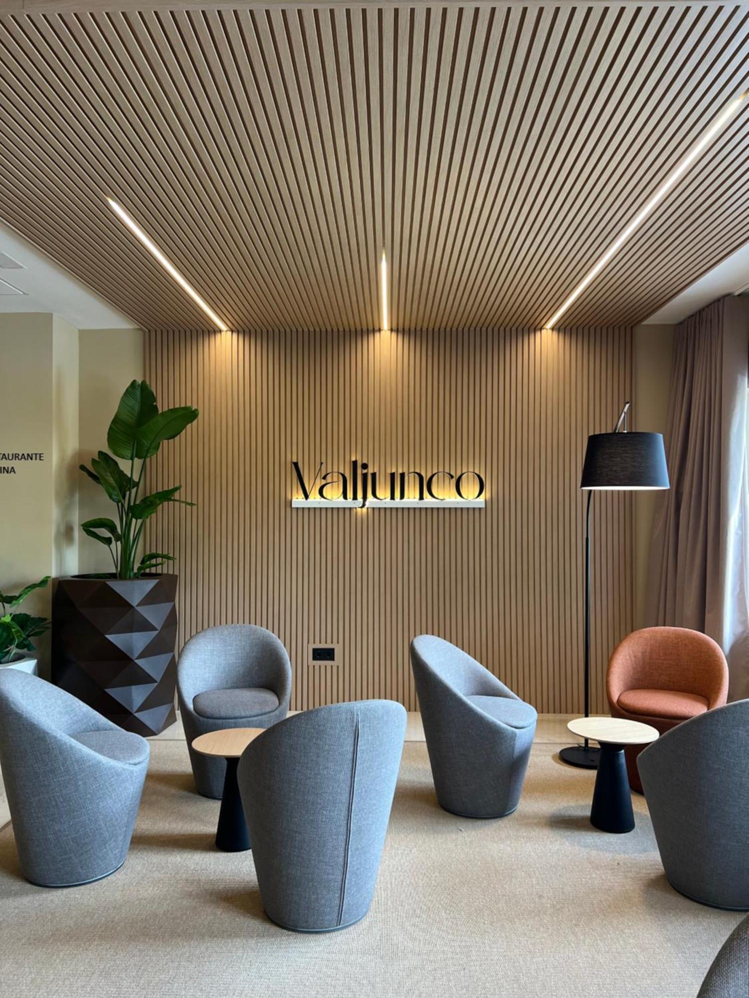 Hotel Valjunco Valencia de Don Juan Bagian luar foto