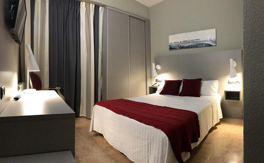 Hotel Valjunco Valencia de Don Juan Bagian luar foto