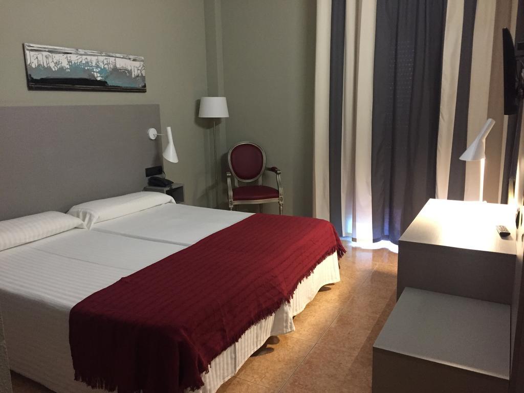 Hotel Valjunco Valencia de Don Juan Bagian luar foto