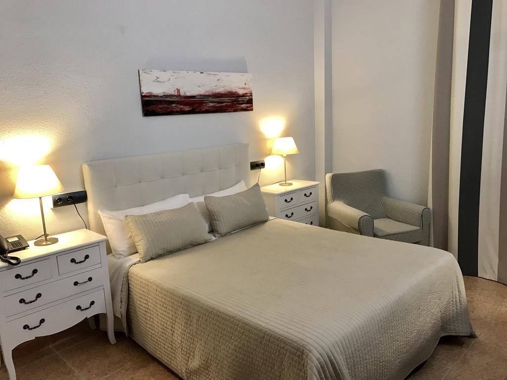 Hotel Valjunco Valencia de Don Juan Bagian luar foto