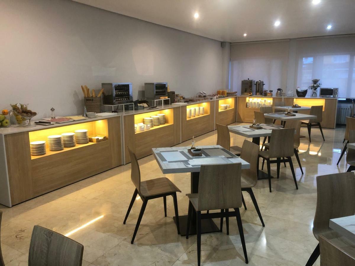Hotel Valjunco Valencia de Don Juan Bagian luar foto